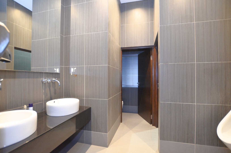 To Let Commercial Property for Rent in Dal Josafat Western Cape
